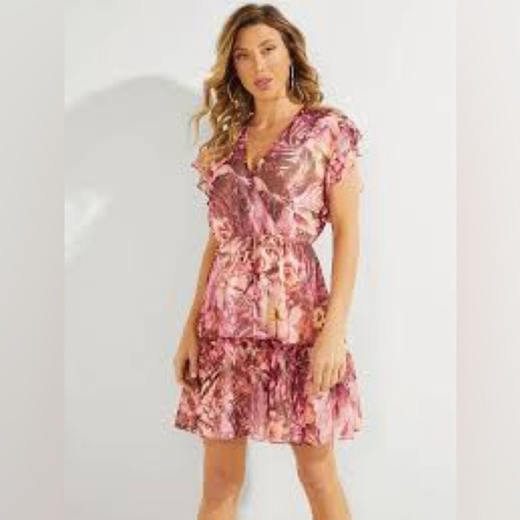Guess Dresses & Skirts - Guess Women's Pink Rosa Floral-Print Flutter-Sleeve Dress Size large